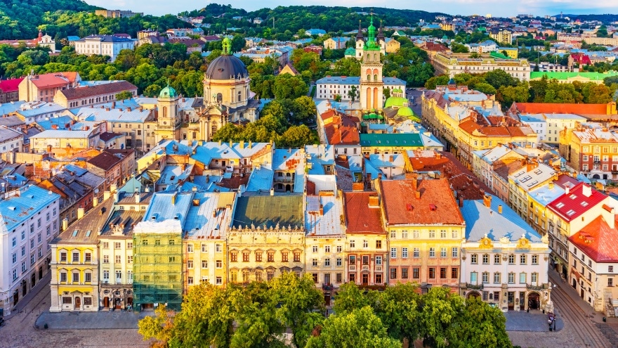 Lviv, Ukrayna'nın Batısında: Gizemli ve Tarih Kokan Bir Şehir