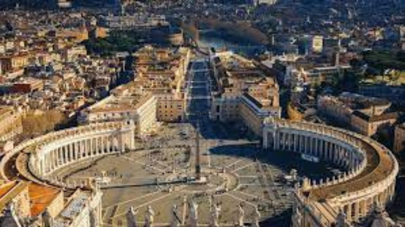 Vatikan'da Ne Alınır?