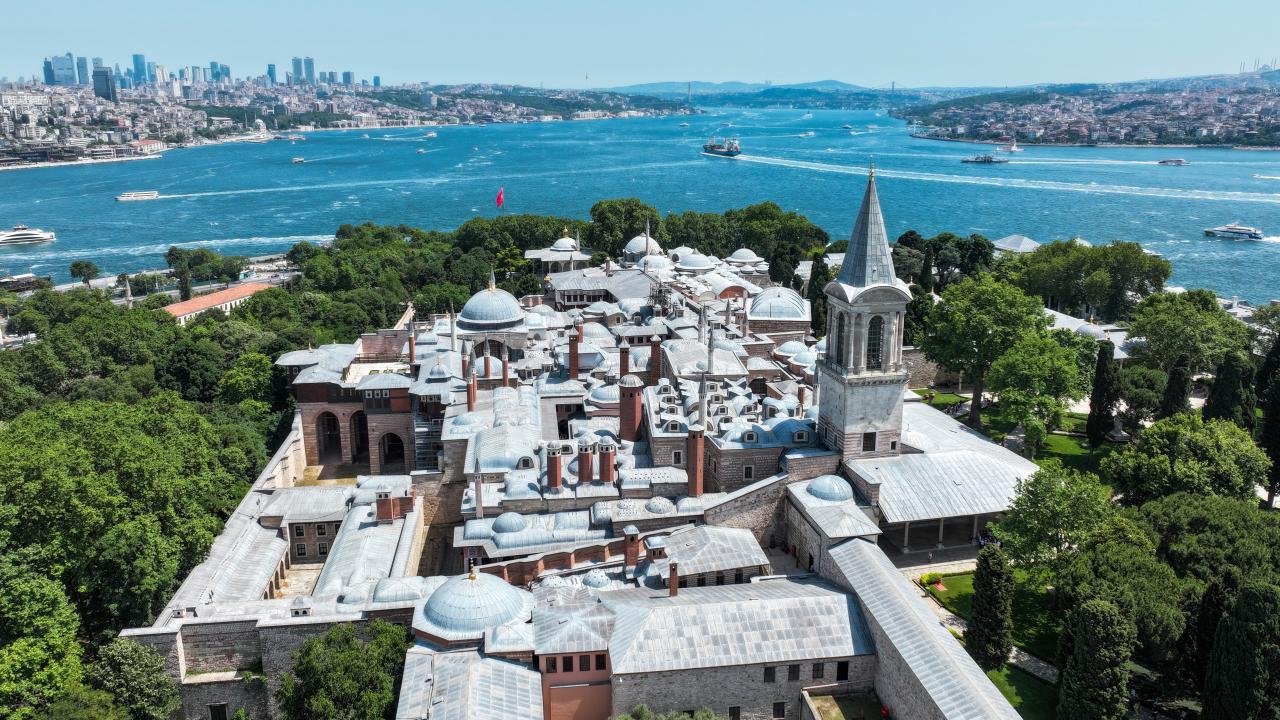 Topkapı Sarayı'ndaki En Kıymetli Eserler ve Koleksiyonlar