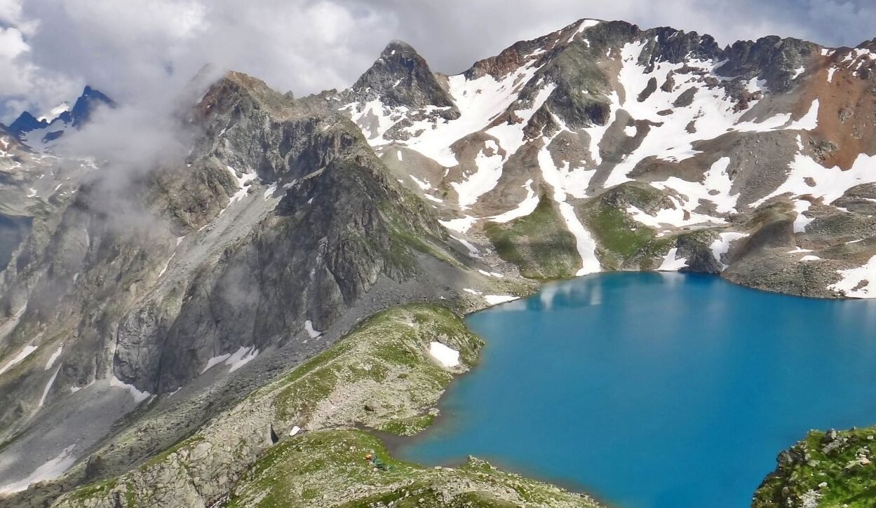 Dünyanın En Tehlikeli Gölleri | ListeList.com