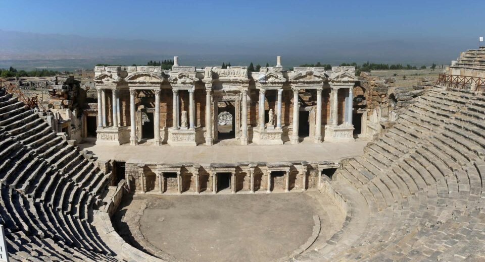 Ölüler Diyarı: Pamukkale'deki Cehennem Kapısı’nın Sırrı