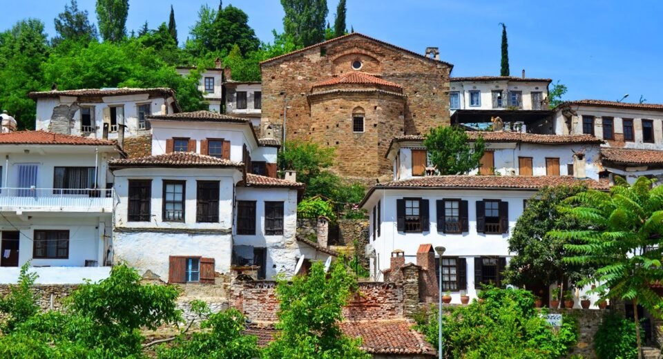 Tarih ve Doğanın Buluştuğu Yerler: Türkiye'de Gezilecek Harika Noktalar Hangileri?