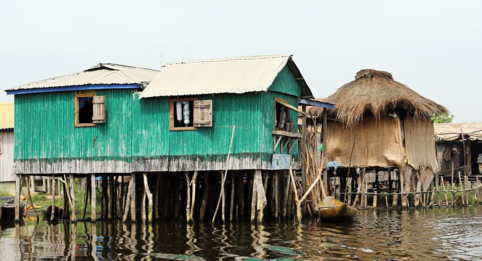 Kölelikten Kurtulanların Su Üstünde Kurduğu Ganvie Köyü