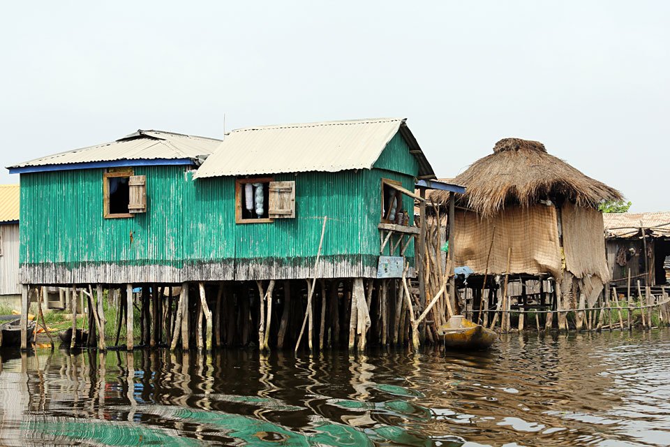 Kölelikten Kurtulanların Su Üstünde Kurduğu Ganvie Köyü
