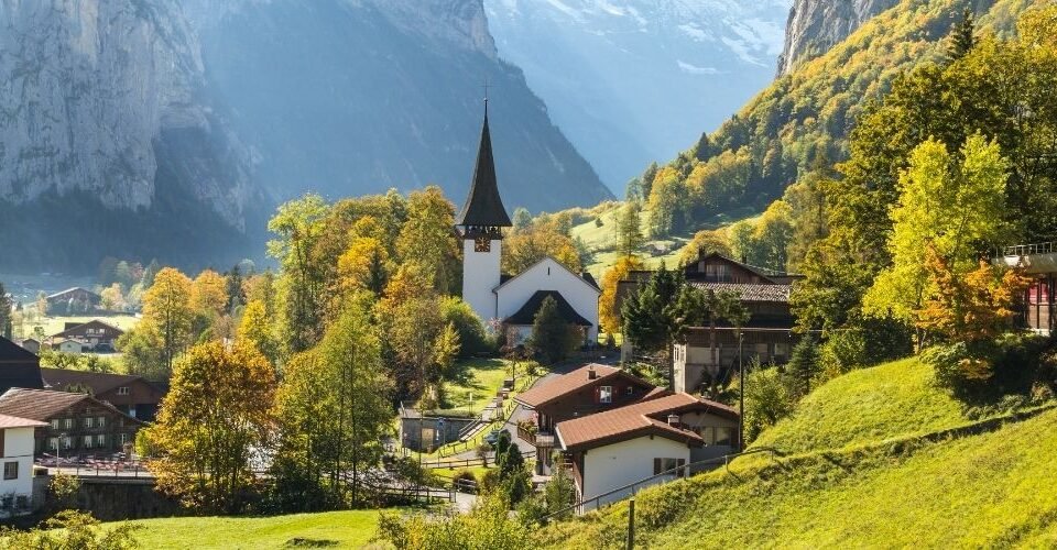 Tolkien'in Eserlerinden Fırlamış Gibi Görünen 8 Muhteşem Mekân