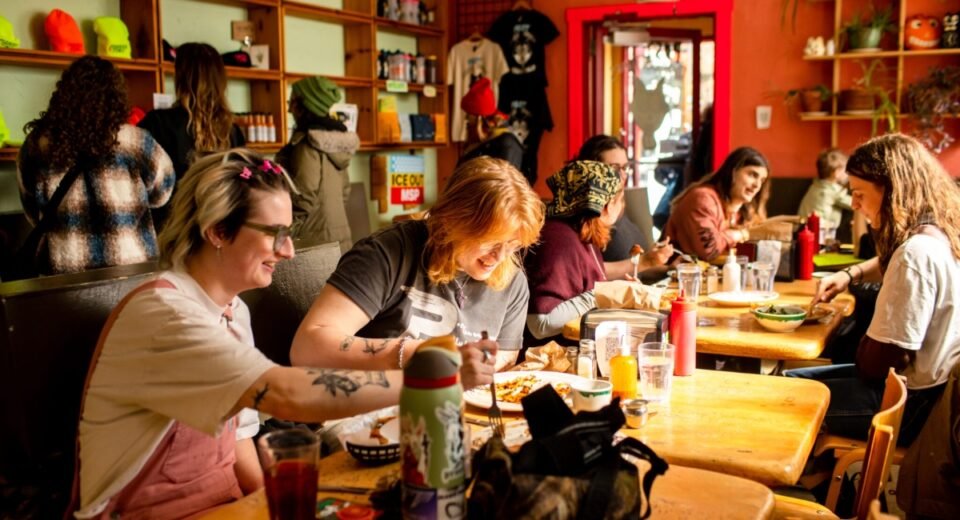 Minneapolis'teki Bir Restoranın Para Sistemiyle Sarsan Hikâyesi: Hesap Ödeme Zorunluluğu Yok!